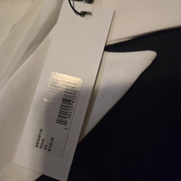 Steve Madden Colorblock Black White Blazer Coat XS NWT Missing Belt - Picture 5 of 9